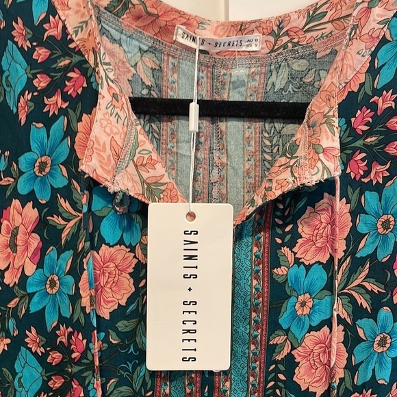 Saints + Secrets Boho Floral Romper NWT - Picture 4 of 12